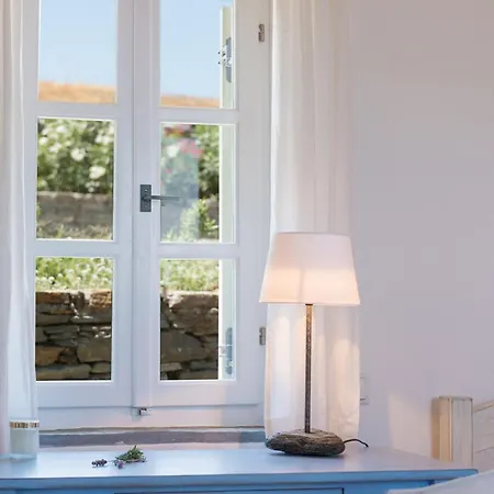 Xenonas Sifnos * Φάρος