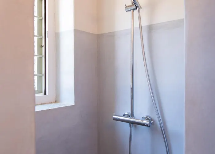 펜션 Xenonas Sifnos *